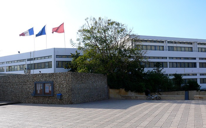 ارتفاع رسوم التسجيل يشعل غضبًا واسعًا بمدارس البعثة الفرنسية