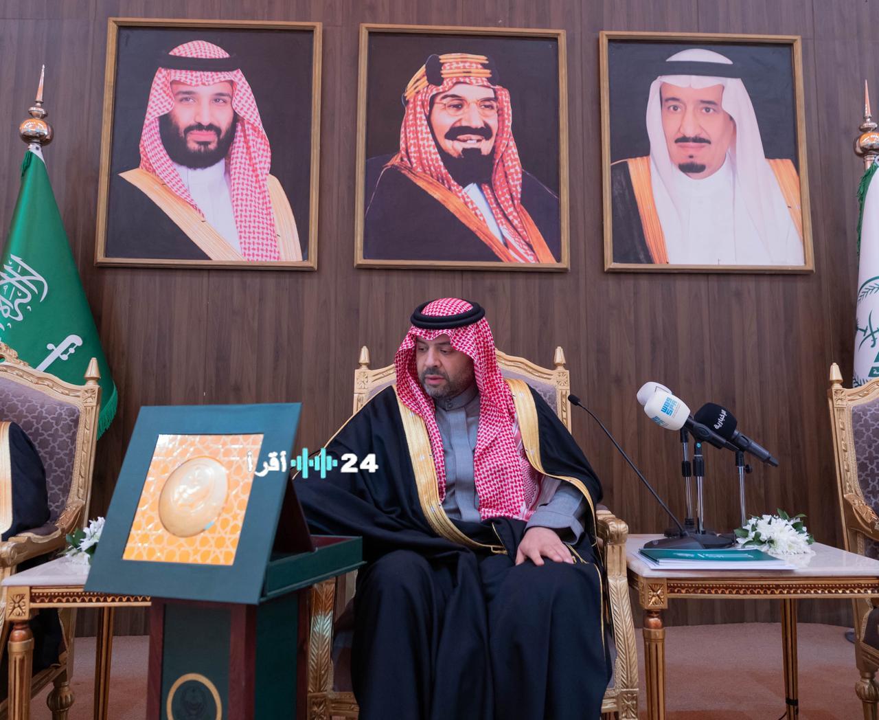 أمير الحدود الشمالية يدشّن مشاريع تنموية وتعليمية ضخمة بقيمة 262 مليون ريال برفحاء ويلتقي الأهالي