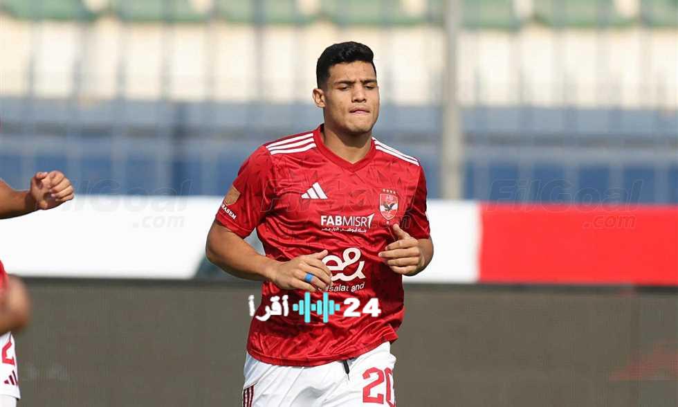 «حصري» تفاصيل جديدة في عقد إعارة مصطفى العش إلى المصري