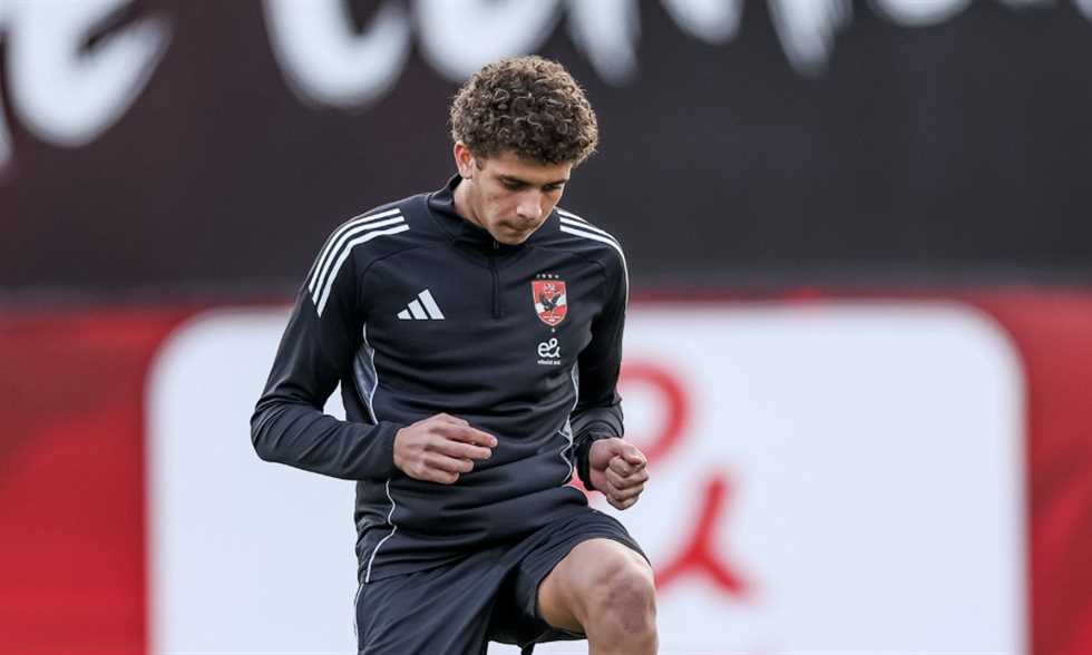 «انتقال مرتقب» برشلونة يعيد فتح خط المفاوضات مع الأهلي لضم حمزة عبد الكريم والصفقة تقترب