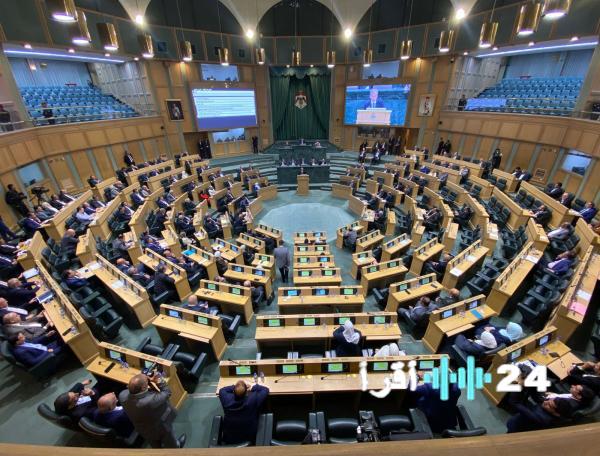 «لا مساس بحقوق المتقاعدين» نواب يُجمِعون على رفض قاطع لرفع سن التقاعد ويطالبون بتحسين جذري للرواتب التقاعدية المتدنية