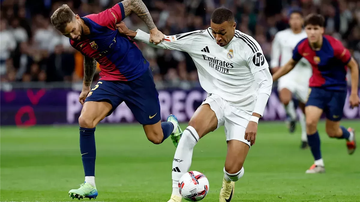 كل ما تريد معرفته عن موعد والقنوات الناقلة لكلاسيكو السوبر الإسباني بين ريال مدريد وبرشلونة