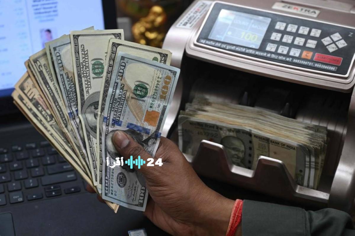 «صدمة في الأسواق» الدولار يستعد لتسجيل أسوأ أداء أسبوعي منذ يونيو