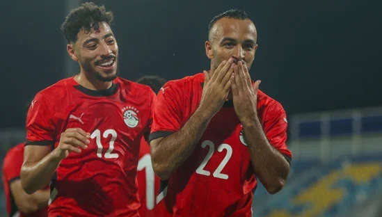 «صفقة وشيكة» الأهلي يقترب من حسم رحيل أفشة للفريق المحلي