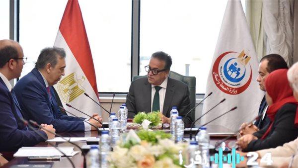 وزارة الصحة وجامعة أكتوبر تعقدان شراكة لتعزيز البحث وتطوير الرعاية الصحية