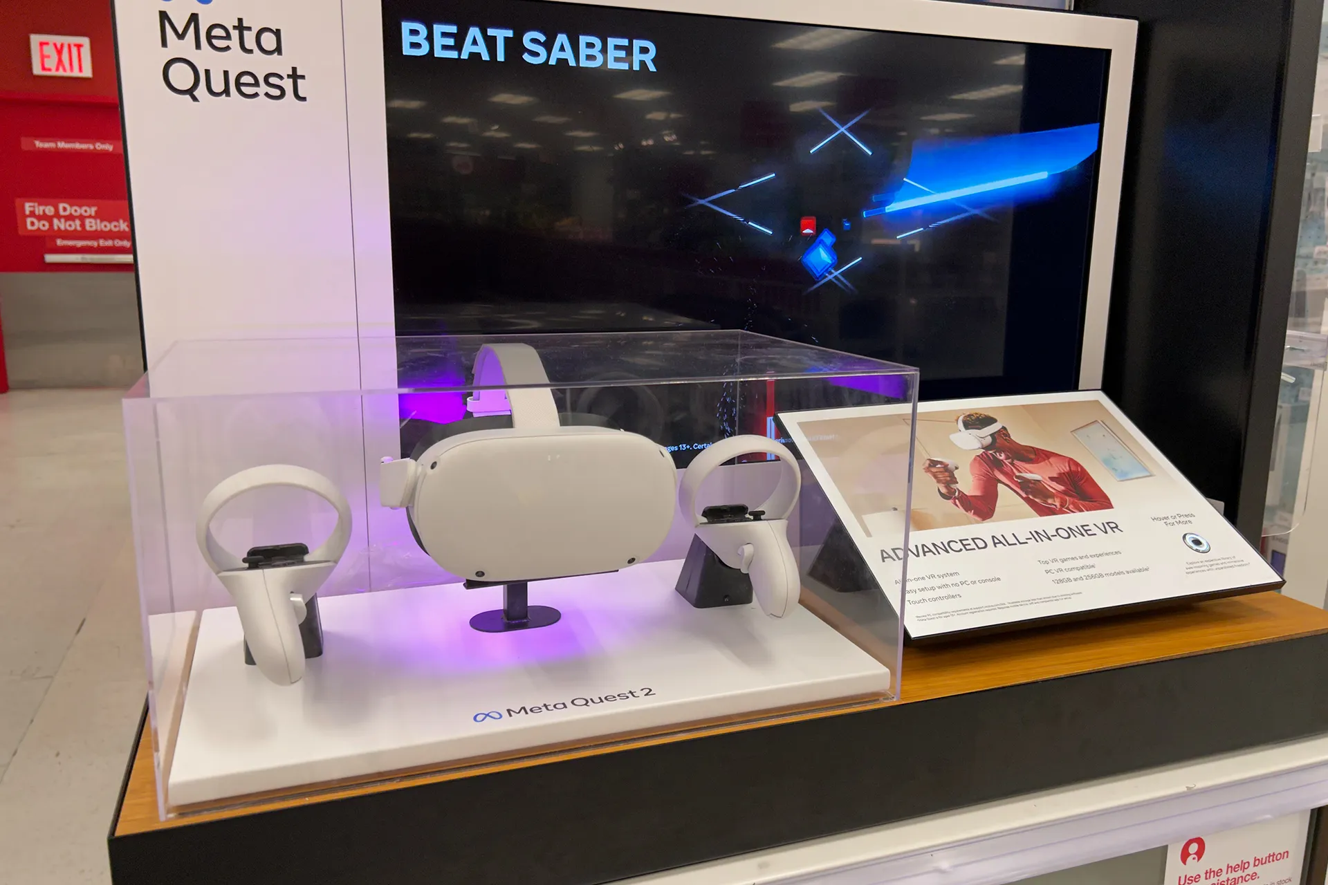 «الواقع الافتراضي: هل تتراجع “ميتا” عن حلمها الكبير؟» تخفيضات واسعة تهز قسم الواقع الافتراضي بـ”ميتا”: هل تستعد الشركة للتخلي عن رهانات الميتافيرس الطموحة