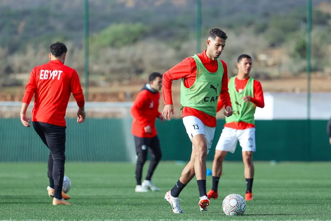 «مواجهة حاسمة» منتخب مصر ينهي استعداداته لموقعة بنين وتأهيل مهند وفيصل بالصور