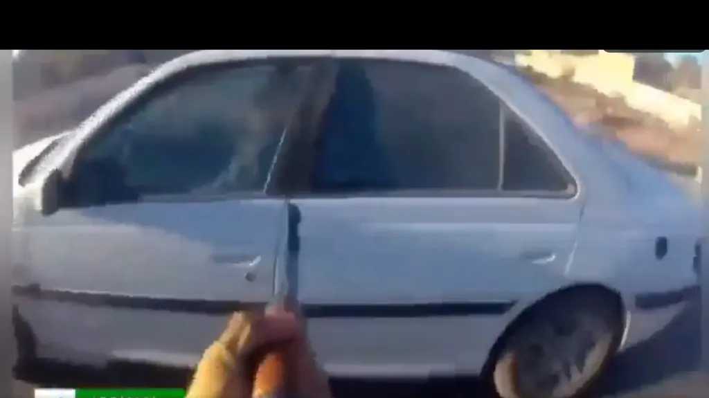 بالفيديو لحظة استهداف ضابط إيراني بالرصاص وسط شارع عام