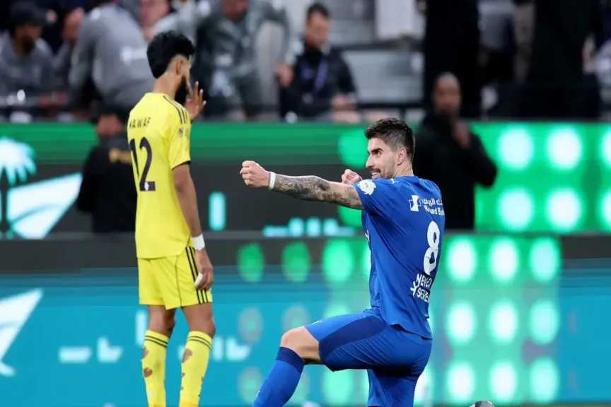 مواجهة حاسمة تجمع الفتح والرياض الليلة بدوري روشن