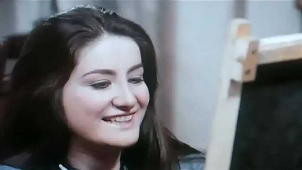 فنانة مصرية تنهي غيابها الطويل وتفاجئ جمهورها بعودة مدوية