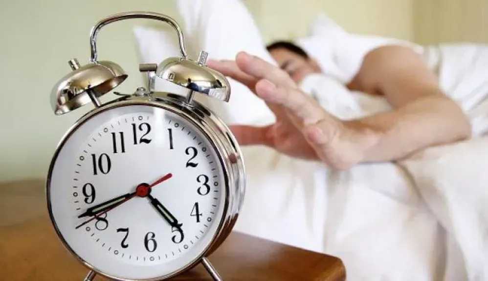 هل الاستيقاظ المبكر ضرورة تعرف على ساعتك البيولوجية ووقتك المثالي للنهوض