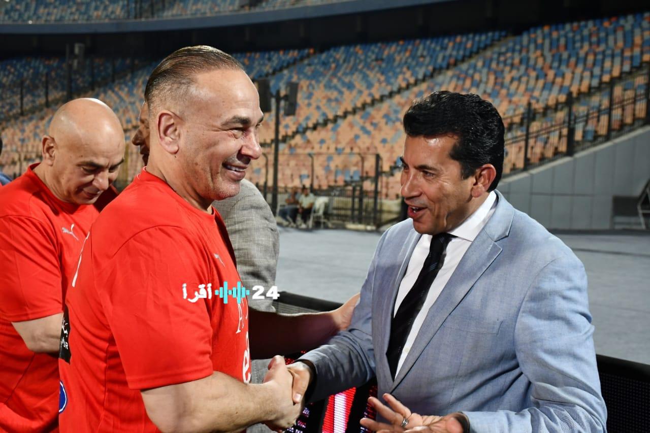 «دعوى قضائية تطالب بإقالة حسام حسن وجهازه المعاون ووزير الرياضة أمام محكمة القضاء»