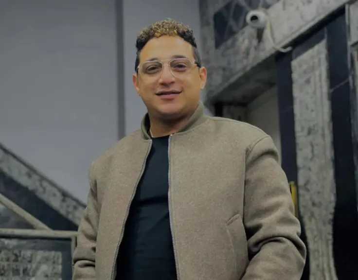 رضا البحراوي يفجع برحيل والدته اليوم بحزن عميق