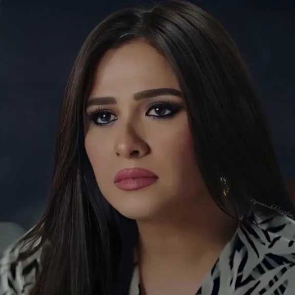 صور مفبركة تستهدف ياسمين عبد العزيز بعد بوستر وننسى اللي كان