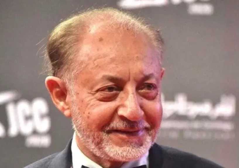 آخر مستجدات الحالة الصحية للفنان عبد العزيز مخيون بعد جراحة المخ