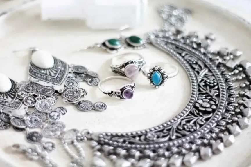 استقرار أسعار الفضة في مصر اليوم مع تحديثات حول عيار 925