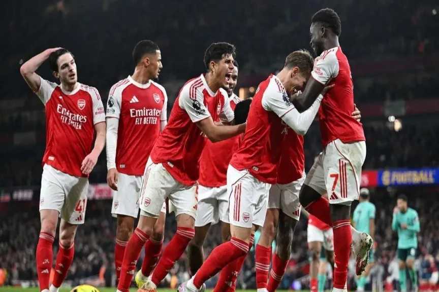 آرسنال يواجه كايرات ألماتي بث مباشر لمشاهدة قمة بجودة HD ودون انقطاع عبر يلا شوت