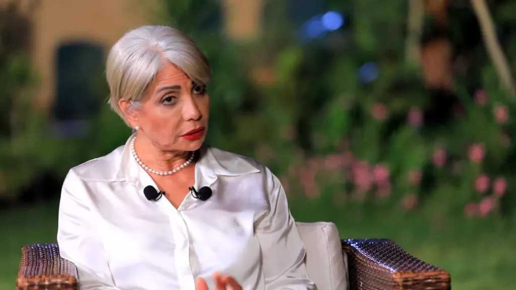 سوسن بدر تؤجل أعمالها لإصابة قدمها في سباق مع رمضان