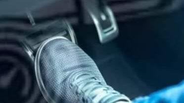 لا تنتظر 5 علامات حاسمة تخبرك بضرورة استبدال فرامل سيارتك فوراً