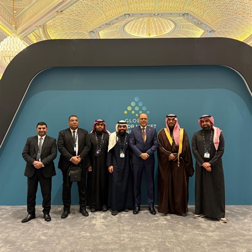 وزير العمل يجتمع مع قيادات شركة “تكامل” السعودية لمناقشة سبل تعزيز التعاون