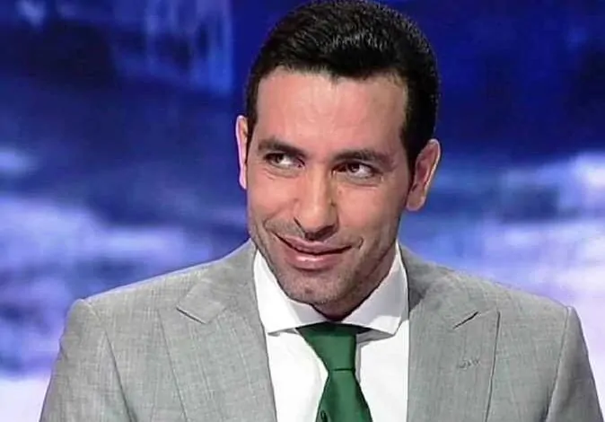 «أسرار مثيرة وراء هروب أبو تريكة ومحاولات التحفظ على أمواله» الإعلامي أحمد موسى يكشف التفاصيل.