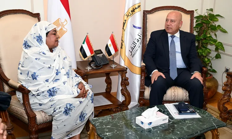 «تعزيز التعاون بين مصر والسودان» وزير الصناعة والنقل يبحث مع نظيرته السودانية آفاق جديدة للتعاون الثنائي