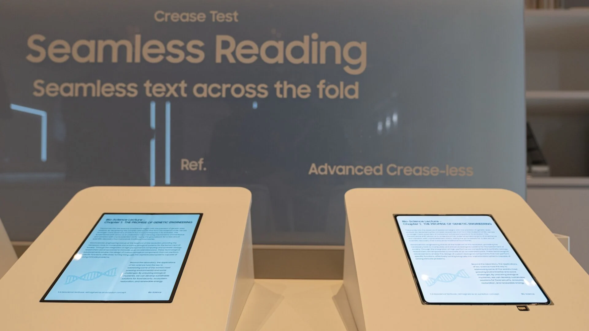 «هل تنتهي حقبة التجاعيد؟» Galaxy Z Fold 8: تقارير تشير إلى اعتماد هيكل UTG مزدوج طموح لتحسين جذري في سلاسة الشاشة القابلة للطي