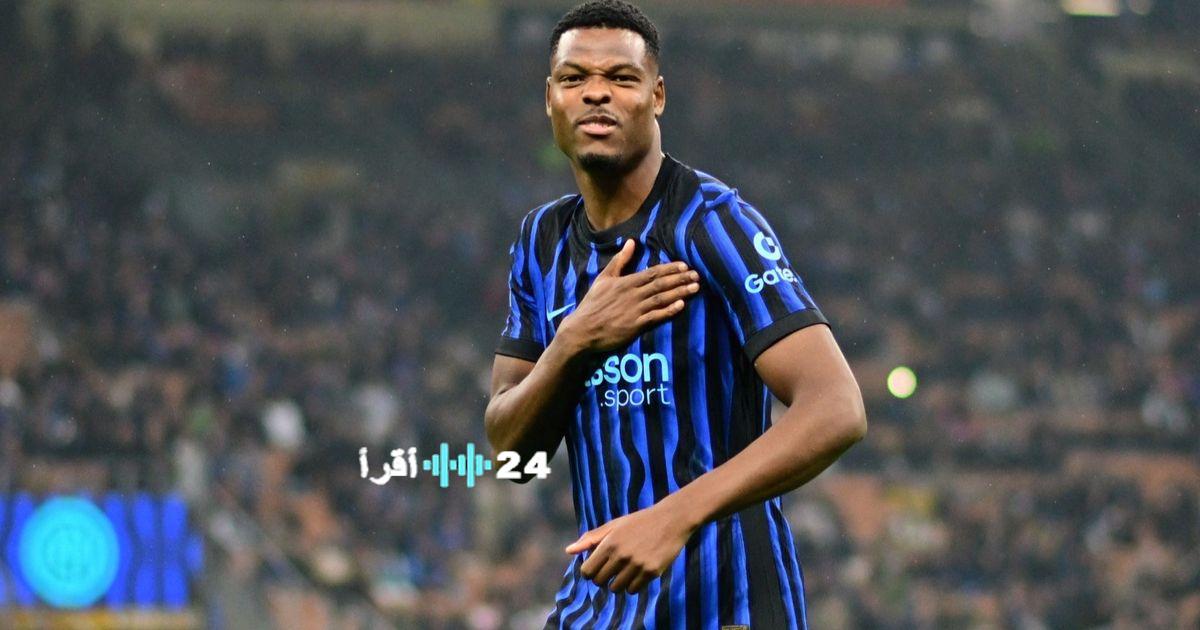 ليفربول يستفسر عن دومفريس المصاب بحثًا عن حل لأزمة الدفاع