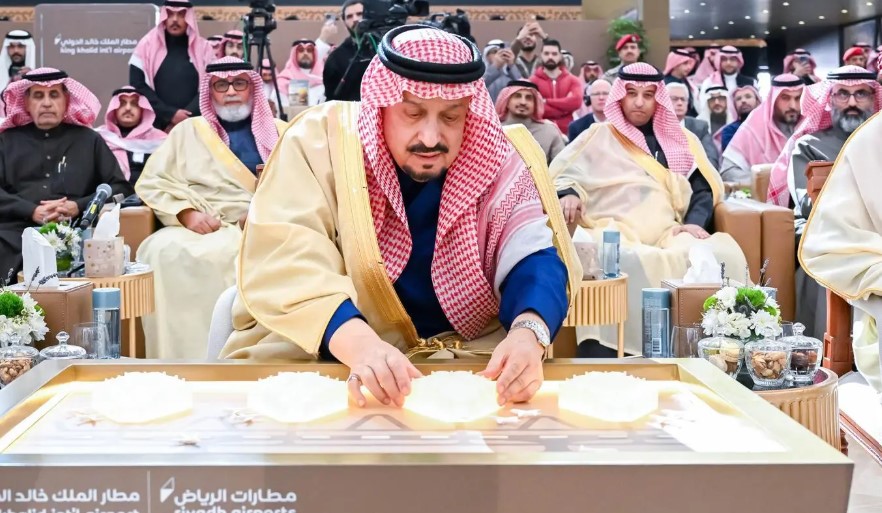 «تحفة جديدة في السماء» افتتاح الصالة الدولية 2 واستكمال تطوير الصالتين 1 و2 في مطار الملك خالد الدولي