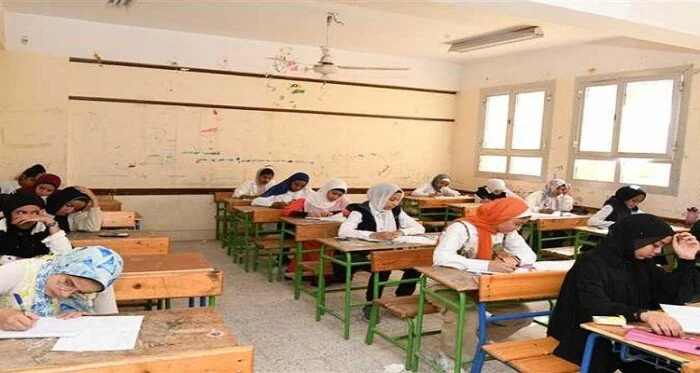 عاجل نتيجة الصف الأول الإعدادي 2026 موعد الإعلان بالمدارس وتوزيع الدرجات الجديد