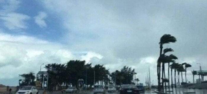 حالة الطقس غدًا تتضمن نشاط رياح وأتربة مع فرص هطول الأمطار في عدة مناطق