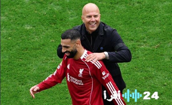 سلوت يؤكد سعادته بصلاح رغم وفرة المهاجمين