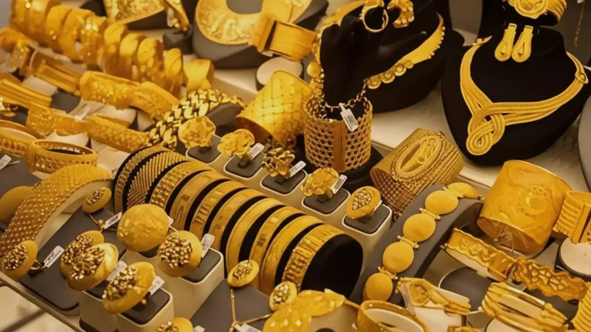 أسعار الذهب في اليمن تشهد صدمة غير مسبوقة بفارق يصل إلى 300% بين عدن وصنعاء