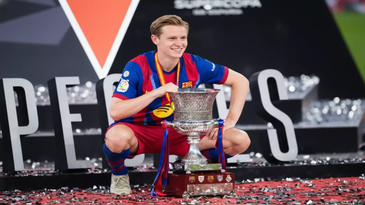 الكشف عن سر طرد دي يونج في الكلاسيكو وتداعيات صادمة تنتظر برشلونة