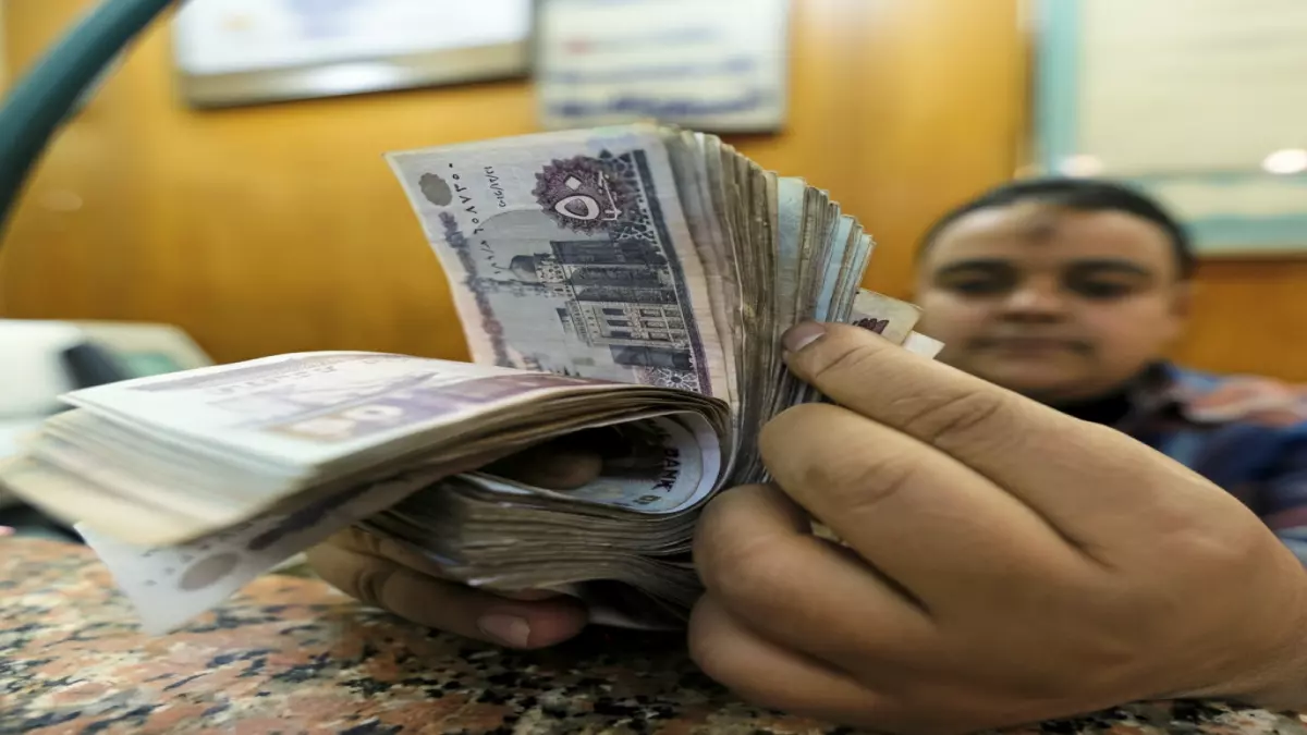 الحكومة تعلن موعد صرف معاشات فبراير 2026 بزيادة 15% تصل لـ2175 جنيهًا لـ11.5 مليون مستفيد