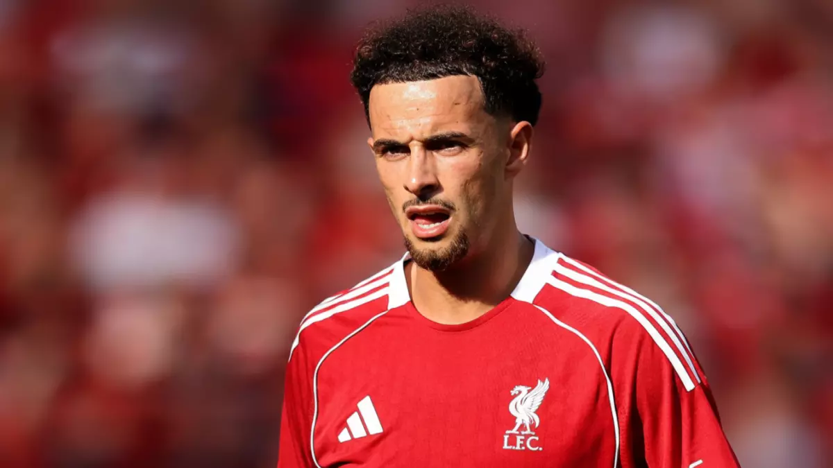 عاجل إنتر ميلان يفاجئ ليفربول ويخطف جونز صفقة سرية تكشف تحولًا مصيريًا