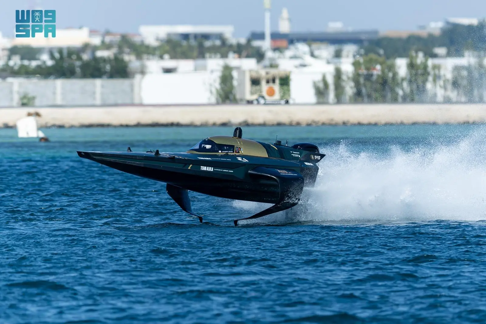 جدة تترقب انطلاق بطولة E1 للقوارب الكهربائية السريعة بجولتها الافتتاحية المثيرة