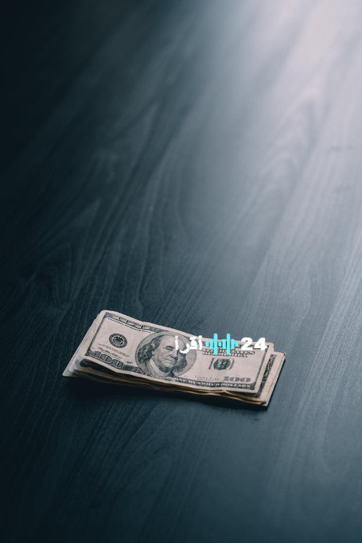 «تحكم سعر الدولار: اكتشف أسعار الصرف مقابل الجنيه المصري في جميع البنوك»