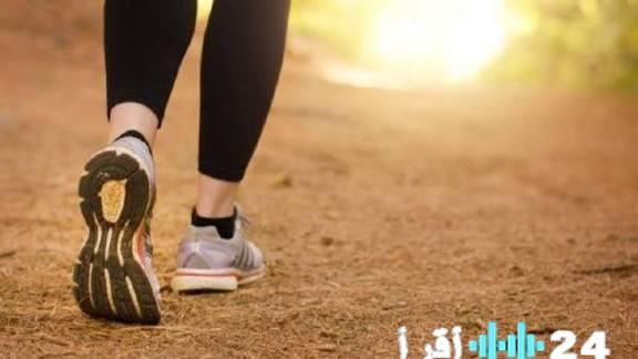 «اكتشف لماذا قد تغيّر خمس دقائق من المشي يوميًا حياتك الصحية! دراسة جديدة تُحدث انقلابًا في المفاهيم»