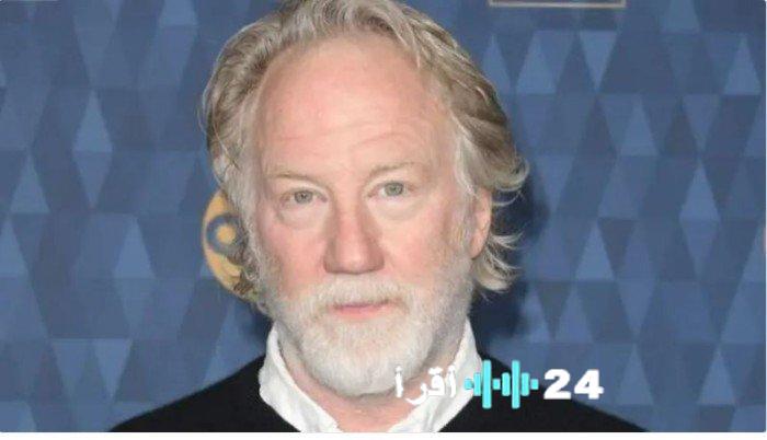 «فضيحة تهز هوليوود» المخرج تيموثي باسفيلد يسلم نفسه لشرطة نيو مكسيكو في قضية اعتداء جنسي