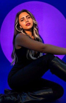 «عودة سحرية تسرق الأضواء من جديد» آية إبراهيم… بريق السندريلا يعود ليخطف الأنظار