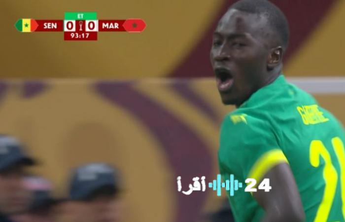 منتخب السنغال يتقدم على المغرب بهدف أول في نهائي كأس أمم أفريقيا