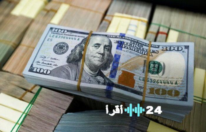 «تحديثات سوق العملات» العملة الخضراء تعزز مكاسبها بـ 9 قروش مقابل الجنيه المصري الإثنين 19 يناير 2026