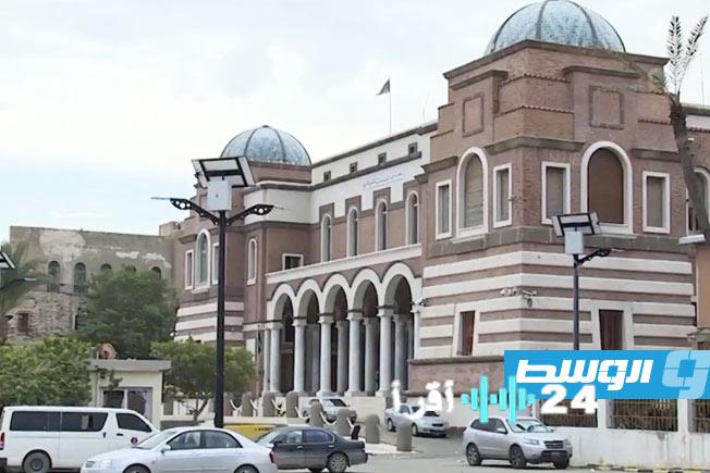 «أرقام قياسية تكشف ملامح إنفاق 2025» الإنفاق الحكومي يلامس 137 مليار دينار 73.3 مليار للرواتب و34.5 مليار للدعم