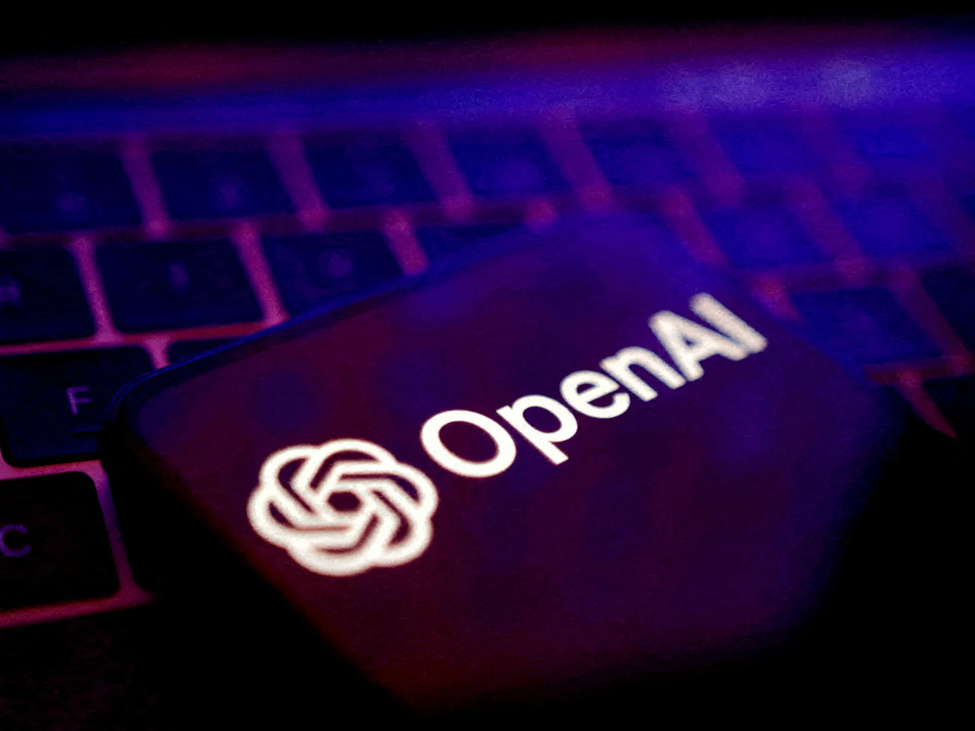 «الذكاء الاصطناعي يفك شفرات العالم: مستقبل الترجمة يبدأ الآن» OpenAI تدشن حقبة جديدة: “شات جي بي تي” للترجمة يعيد تشكيل المشهد اللغوي الرقمي