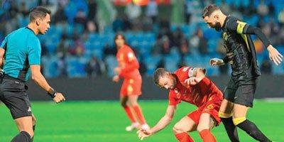 دوري المحترفين يترقب مواجهات نارية الهلال يتطلع لتعزيز الصدارة والقادسية والفيحاء في اختبارات قوية