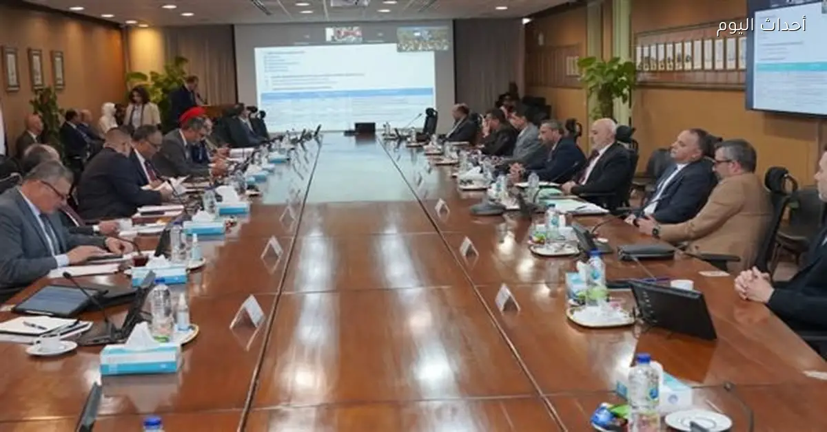 «استكشاف موازنات شركات البترول في مناطق متعددة: تكامل استراتيجي لتحقيق الأهداف المستدامة»