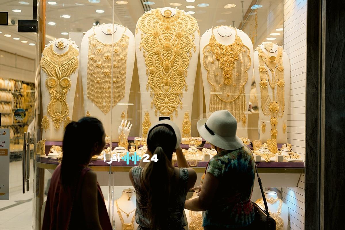 أسعار الذهب في السعودية اليوم السبت 10 يناير 2026 عيار 21 يسجل ارتفاعا والجنيه الذهب يواصل الصعود