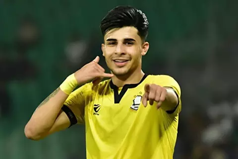 السعودية تحدث مفاجأة للأهلي وتدخل في مفاوضات مع اللاعب مصطفى قابيل