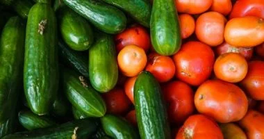 الطماطم تتجاوز 12 جنيها.. أسعار الخضروات بأسواق بورسعيد في بداية تعاملات الإثنين